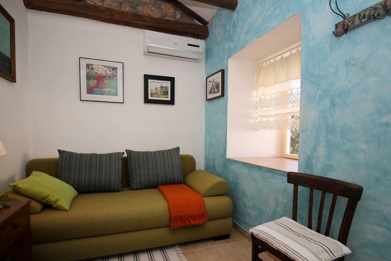 Apartment Olive Garden Punat Buitenkant foto